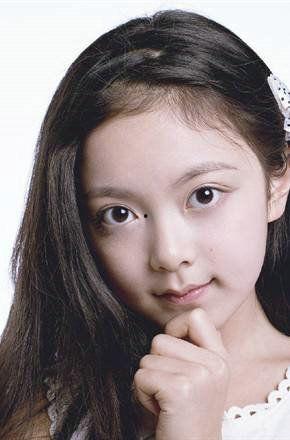 周晨曦个人资料,才华横溢的青年才俊，多领域成就斐然