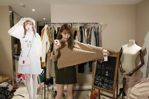 微博网红卖衣服,揭秘微博网红卖衣背后的时尚潮流