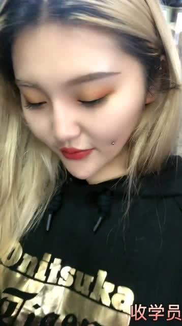 网红小酒窝叫什么,网络红人的魅力之旅